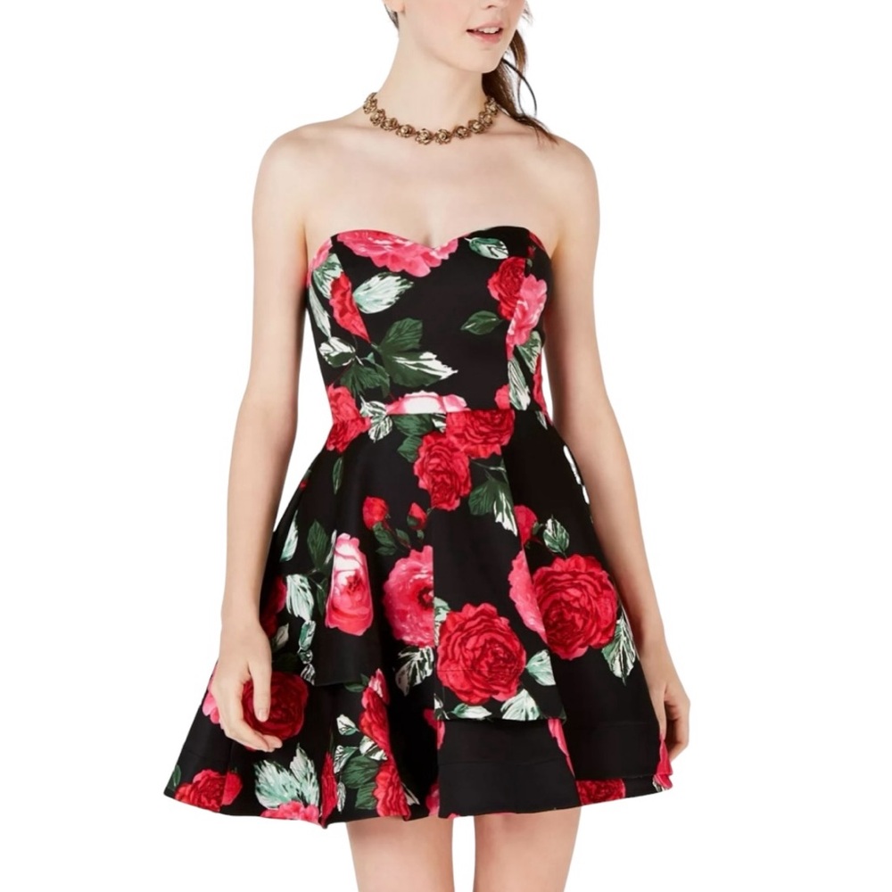 Floral Strapless Homecoming Dress Black Red Rose Fit & Flare Mini Size 5/6